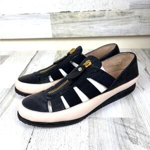 Stuart Weitzman Womens 9.5 Black Leather Getaway Platform Slip-On Sneaker Casual